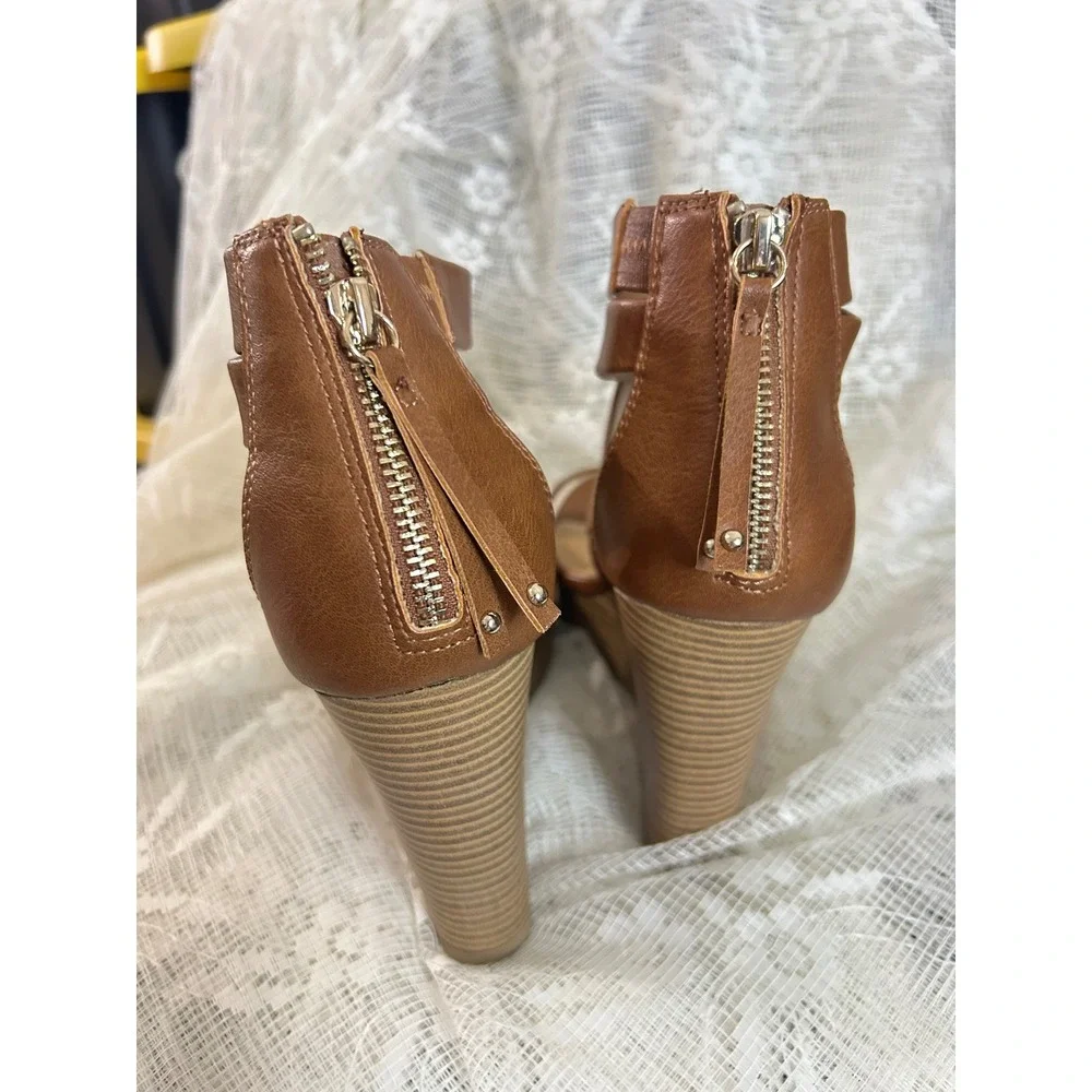 Report Women's Tan Crisscross Strappy Wedge‎ Platform Sandals Size 9W